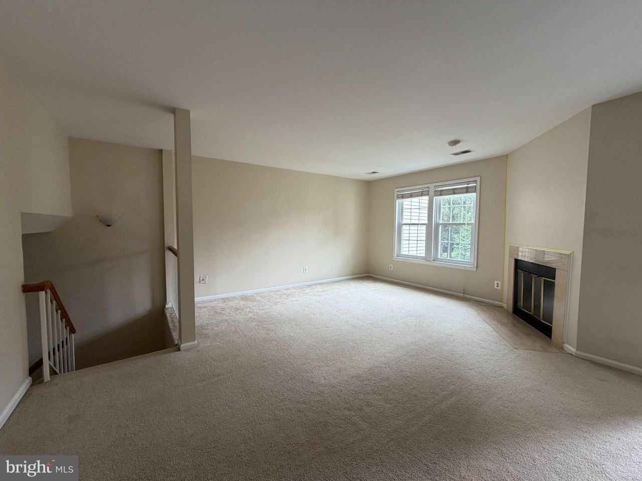 12948 Grays Pointe Rd #12948B - Photo 4 of 10