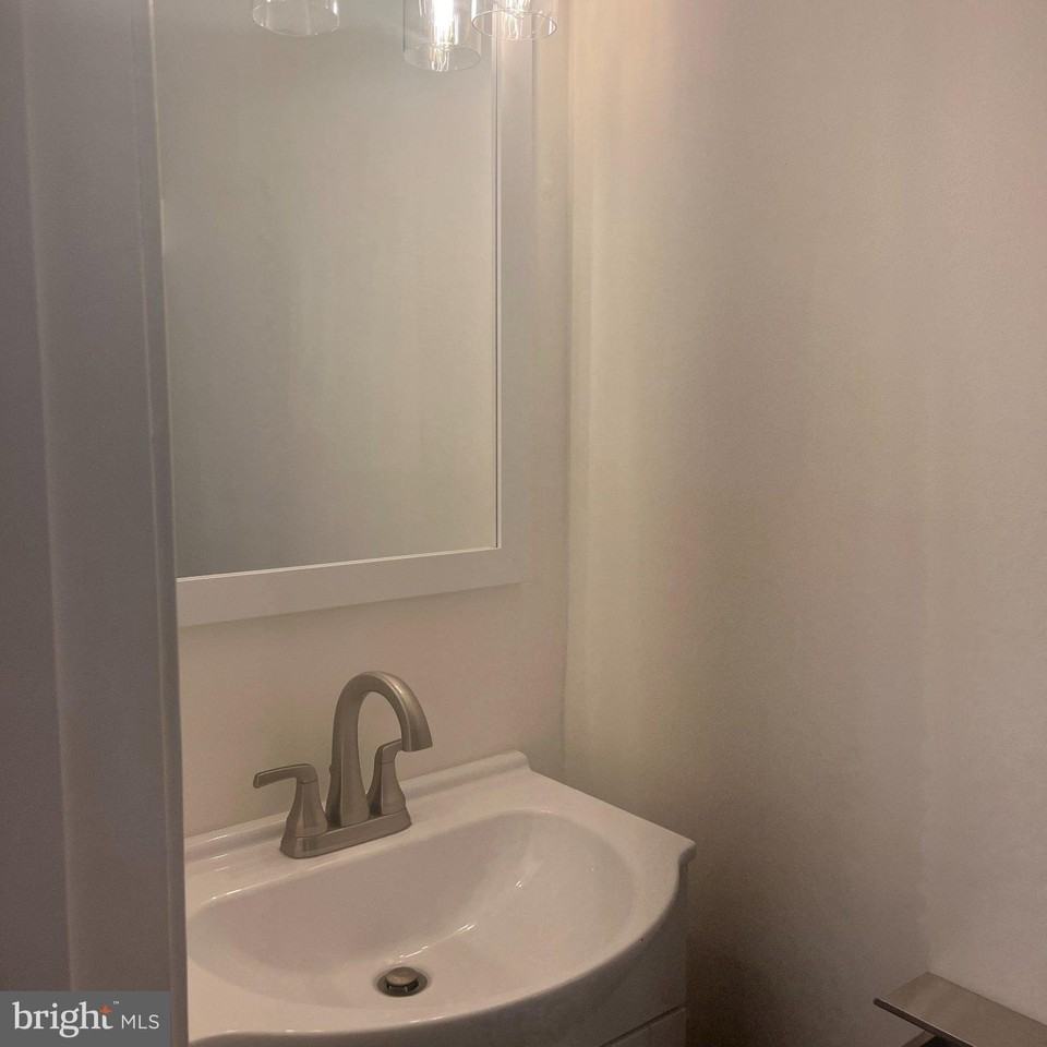 9016 Saint Steven Ct - Photo 4 of 14