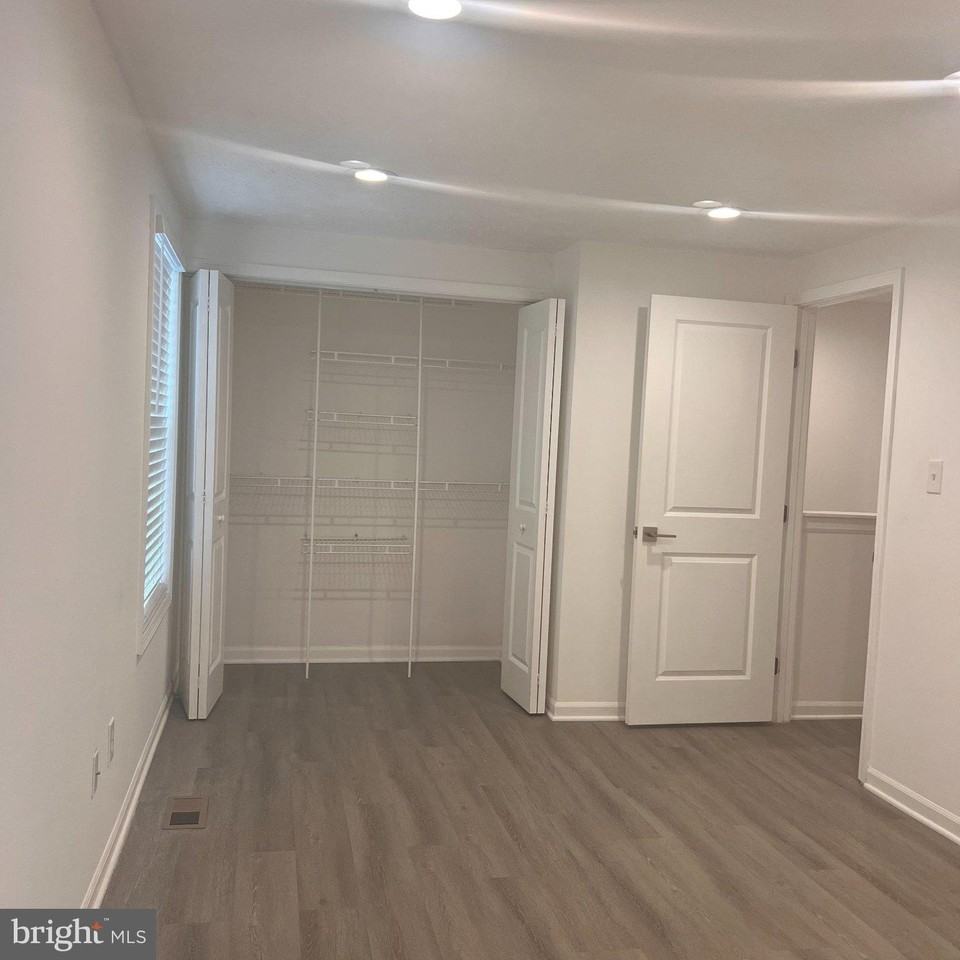 9016 Saint Steven Ct - Photo 6 of 14