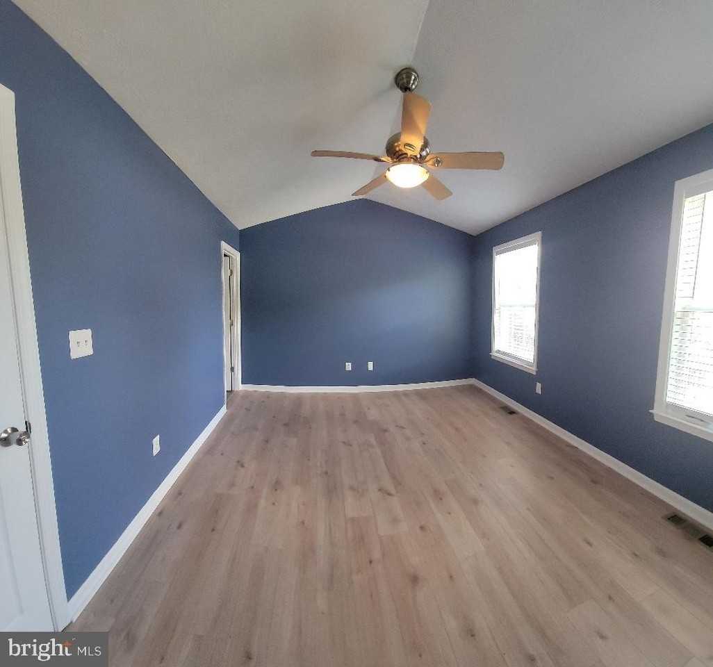 10612 Guilderland Ct - Photo 7 of 14