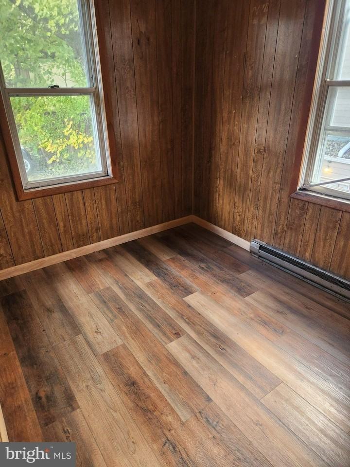 248 W Fairview St - Photo 7 of 10