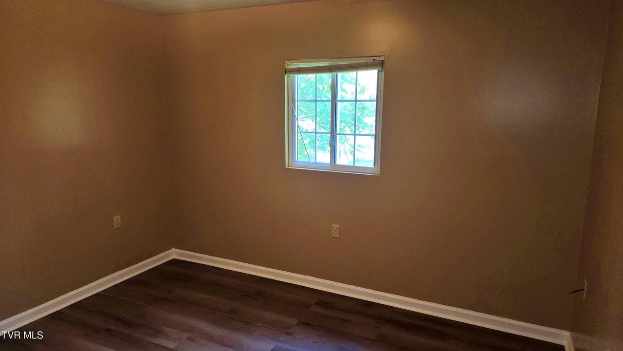2816 Broad St #2816 - Photo 7 of 10