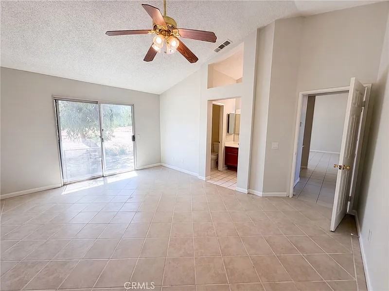 13561 Glacier Circle - Photo 4 of 7