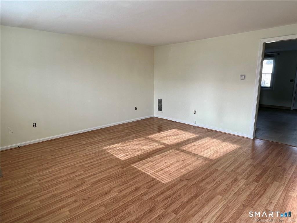 15 Meadowrue Dr - Photo 3 of 14
