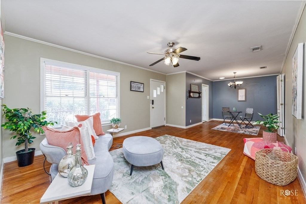 1212 S Jackson St - Photo 5 of 27