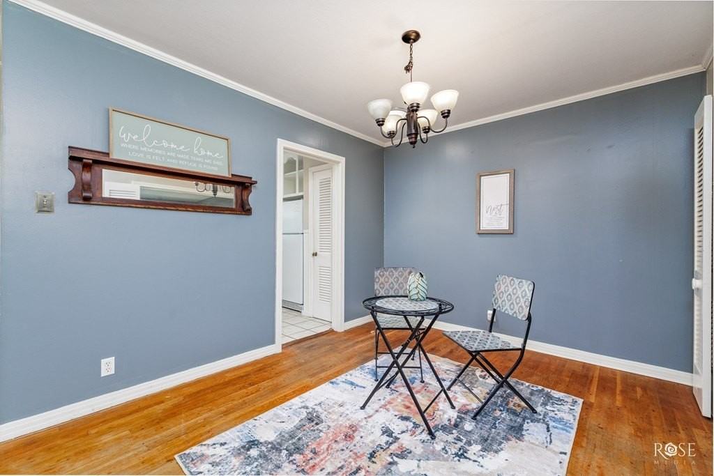 1212 S Jackson St - Photo 6 of 27