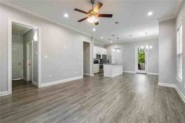60471 Coral St - Photo 4 of 20