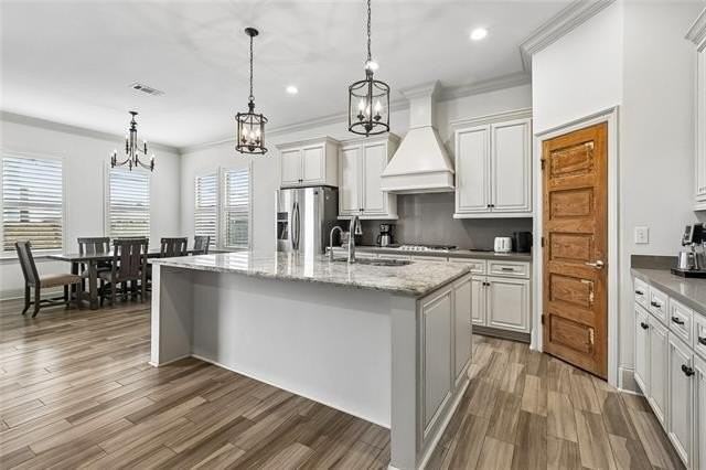 253 Oak Dale Dr - Photo 6 of 17
