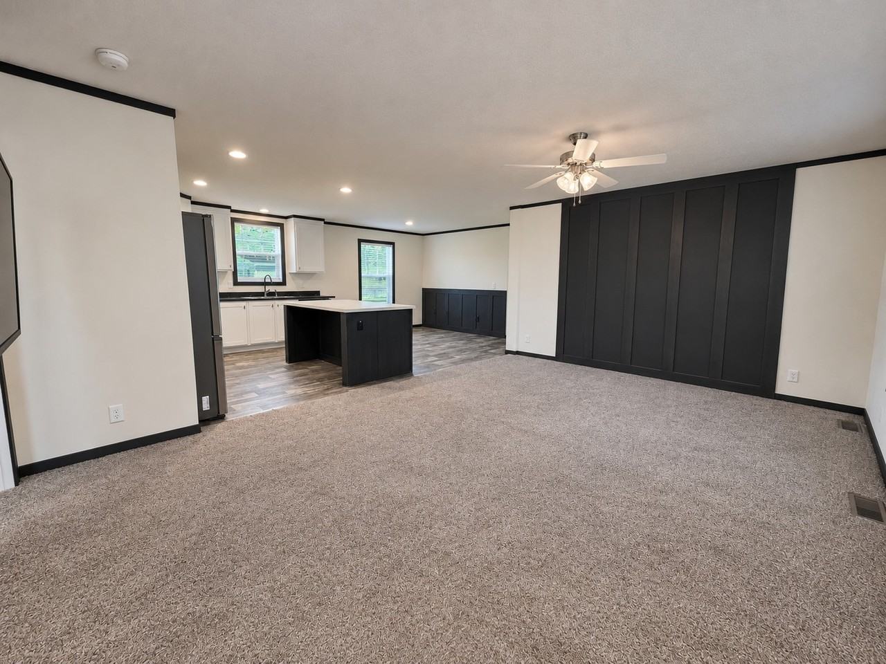 2315 Ironwood Dr #1010 - Photo 2 of 17