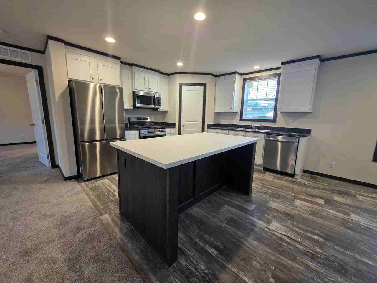 2315 Ironwood Dr #1010 - Photo 3 of 17
