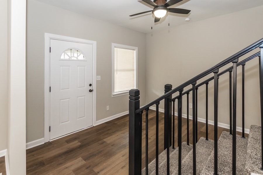 3921 Boulevard Pl #1 - Photo 4 of 10