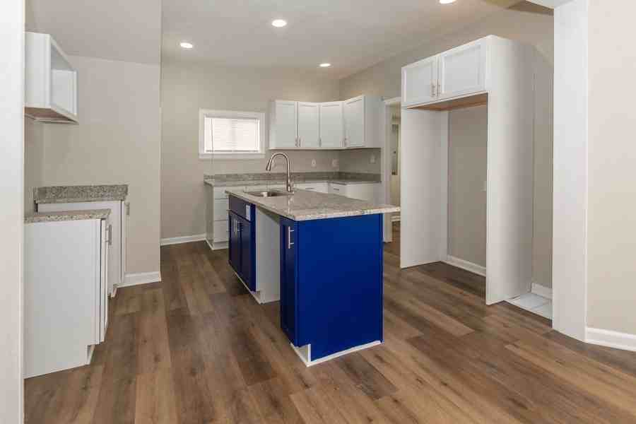 3921 Boulevard Pl #1 - Photo 5 of 10