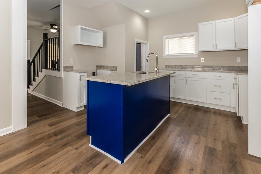 3921 Boulevard Pl #1 - Photo 6 of 10