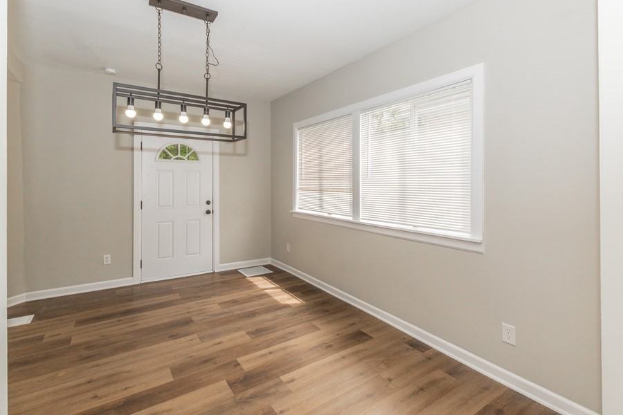 3921 Boulevard Pl #1 - Photo 7 of 10