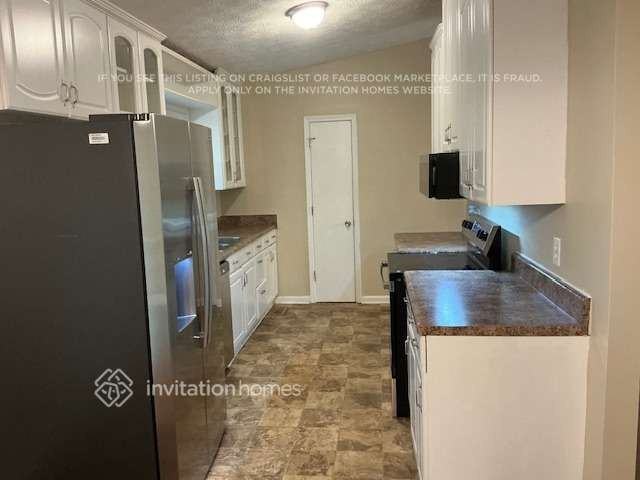 1400 Glynn Oaks Dr Sw - Photo 5 of 15