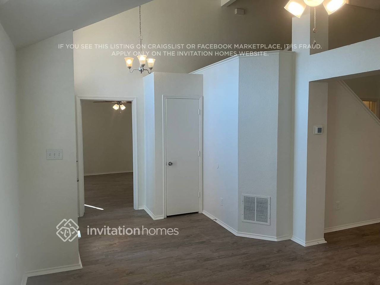 853 Applewood Dr - Photo 3 of 21