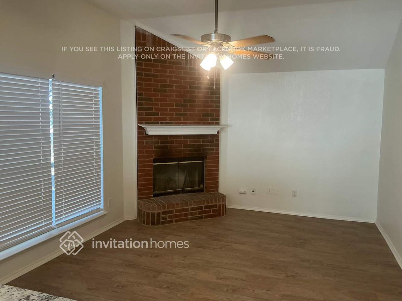 853 Applewood Dr - Photo 2 of 21