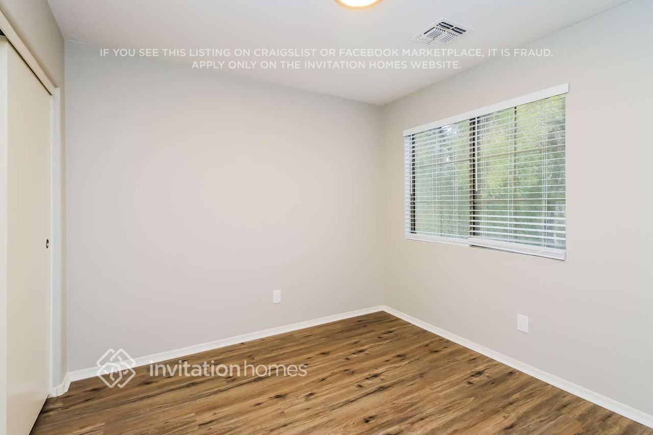 833 E Impreria St - Photo 6 of 16