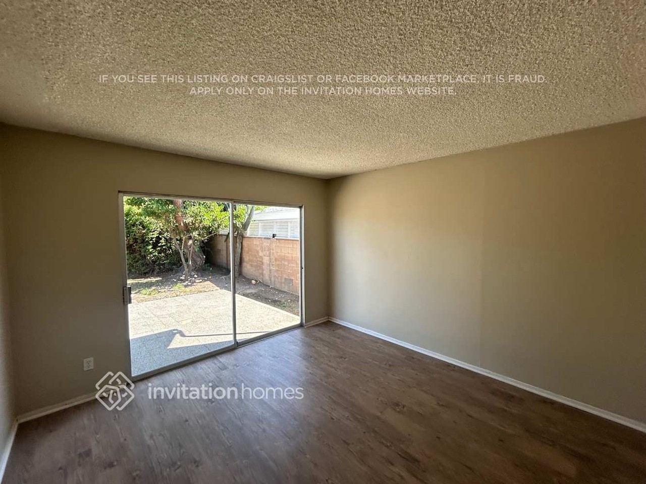 7652 Goodland Ave - Photo 4 of 13