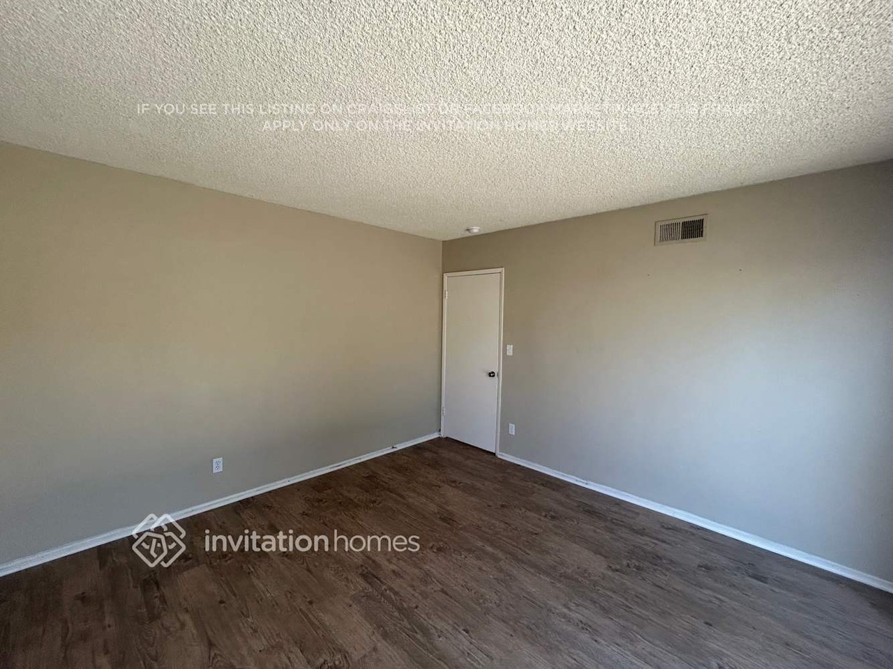 7652 Goodland Ave - Photo 5 of 13