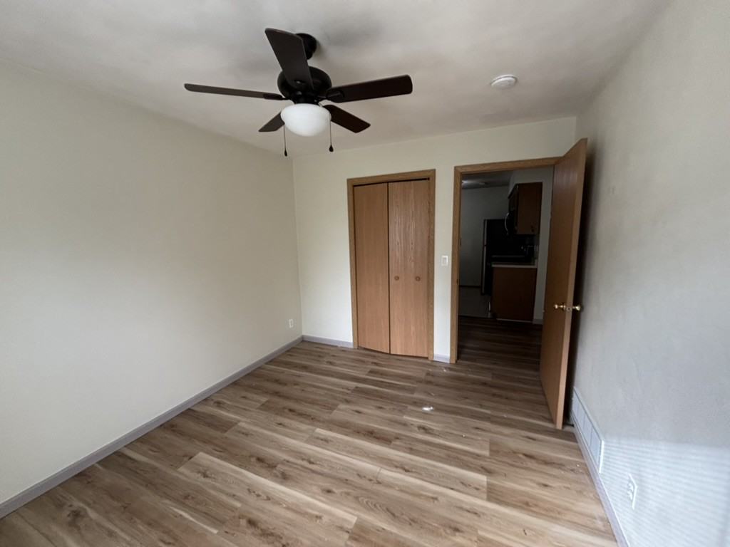 4867 Pine Meadow Pkwy #1 - Photo 5 of 8
