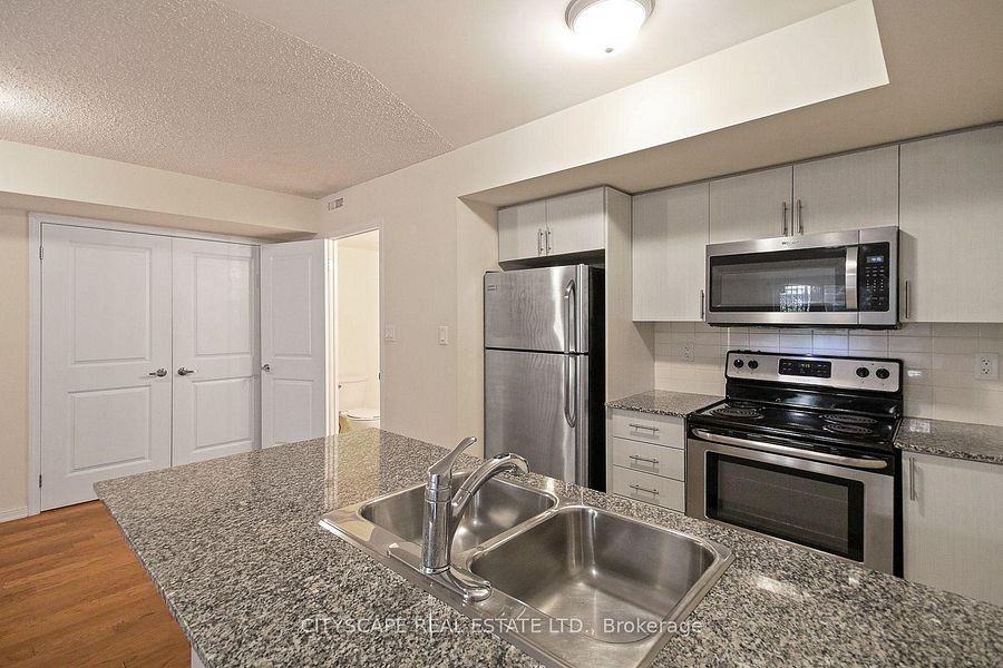 9 Foundry Avenue #116 - Photo 6 of 25