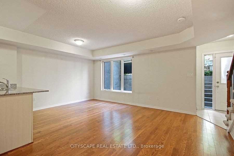 9 Foundry Avenue #116 - Photo 5 of 25