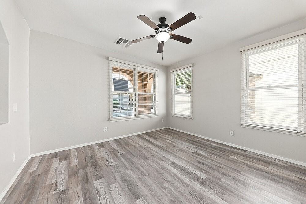 28902 N 124th Dr - Photo 5 of 17