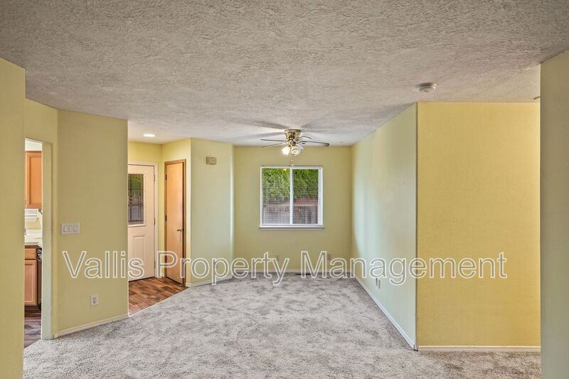 4519 Gracie Ln N - Photo 6 of 25