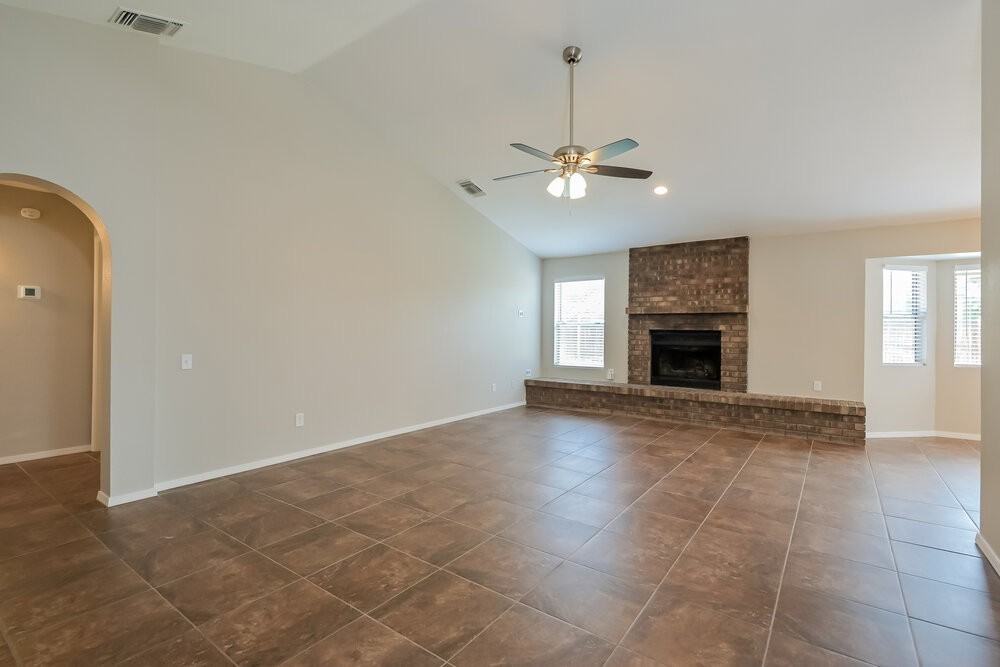 10591 E Elkridge Pl - Photo 4 of 16