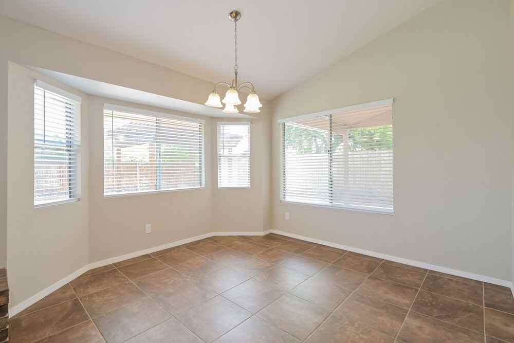10591 E Elkridge Pl - Photo 5 of 16