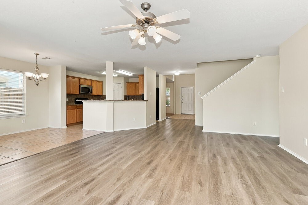 9619 Siano Pines Dr - Photo 6 of 17