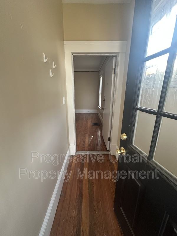 4301 Bridge Ave - Photo 2 of 17