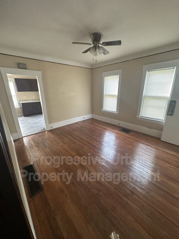 4301 Bridge Ave - Photo 5 of 17