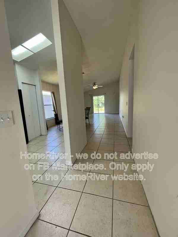 7847 Chadwick Dr - Photo 3 of 20
