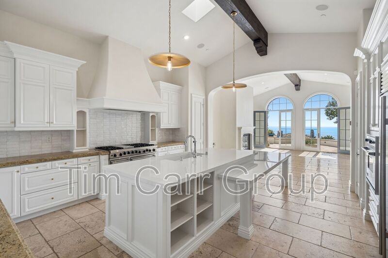 28 Cliffhouse Blf - Photo 7 of 34