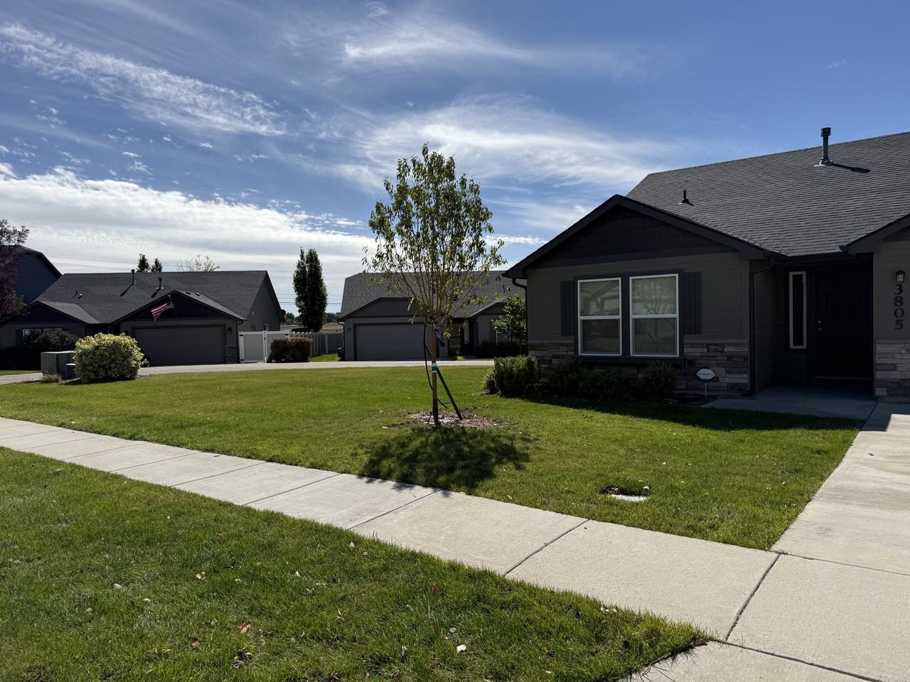 3805 South Windy Ridge Drive - Photo 5 of 29
