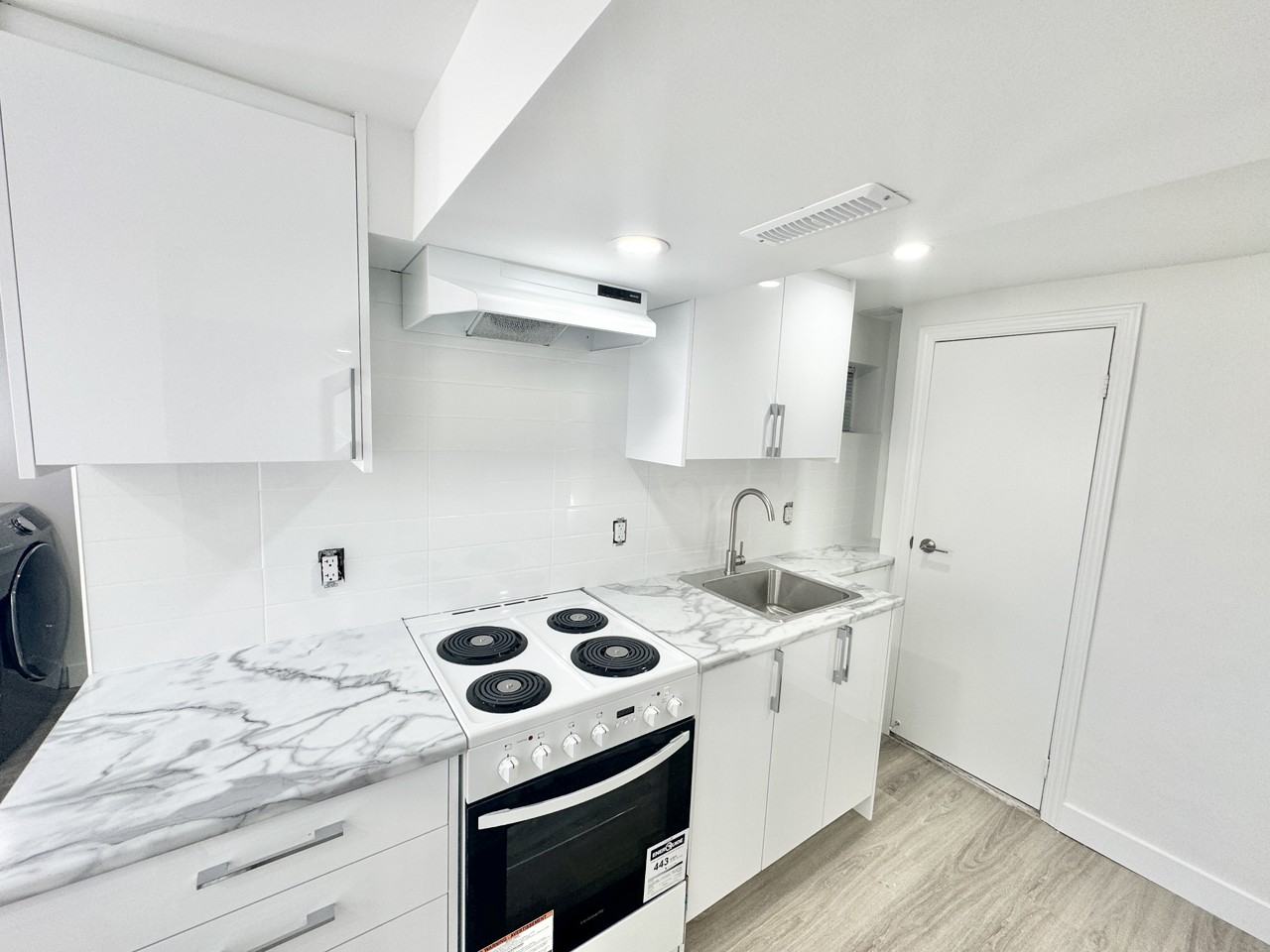 144 Laura Rd - Photo 4 of 18