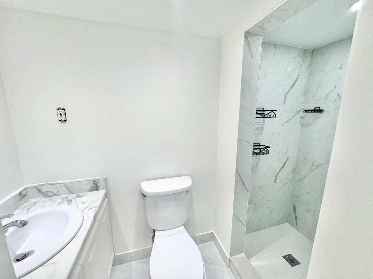 144 Laura Rd - Photo 6 of 18