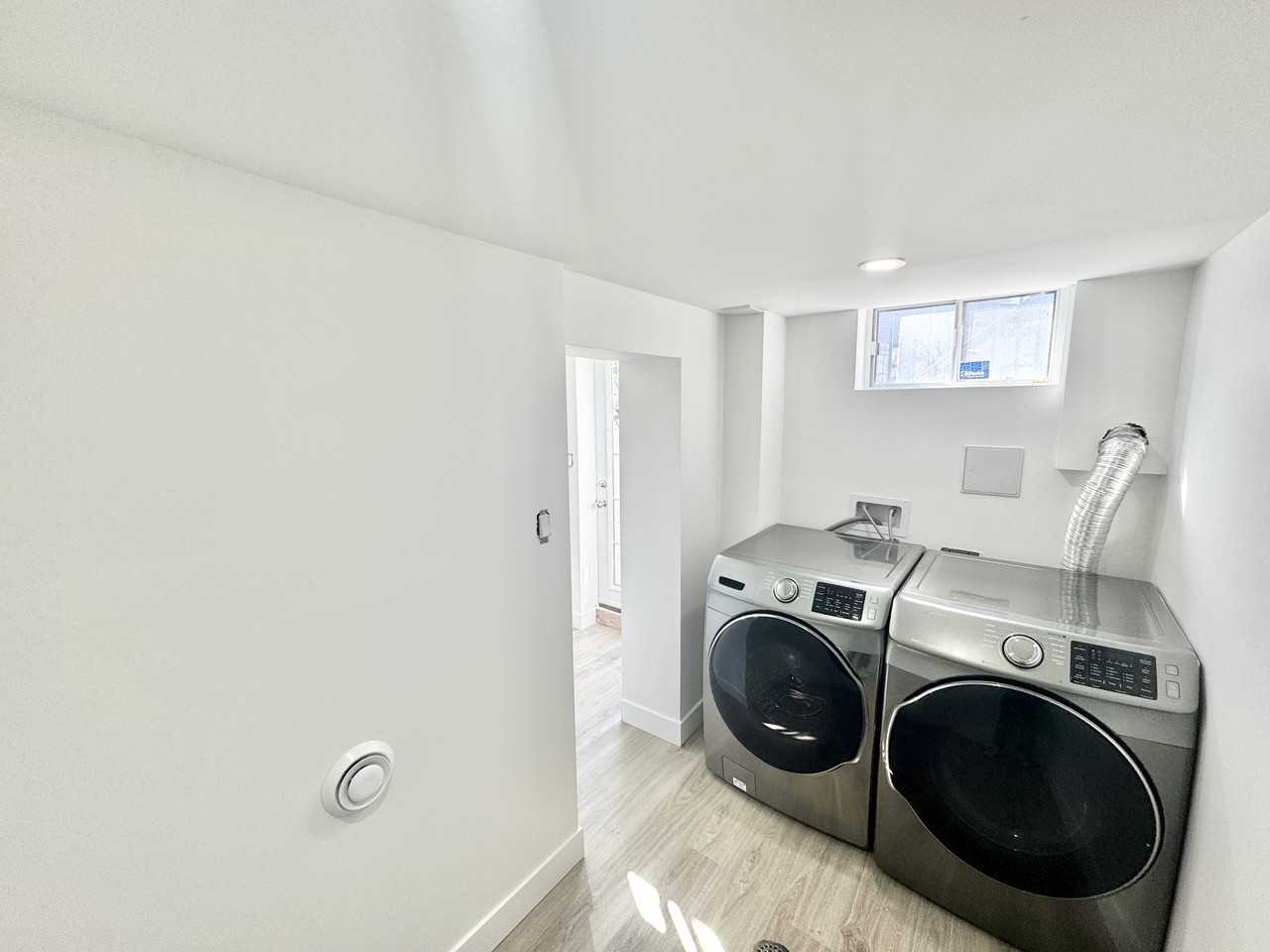 144 Laura Rd - Photo 3 of 18