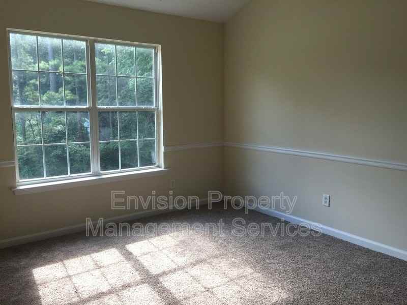 1492 Cedar Creek Dr - Photo 2 of 15