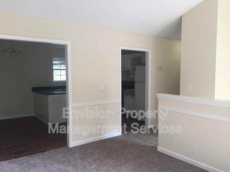 1492 Cedar Creek Dr - Photo 3 of 15
