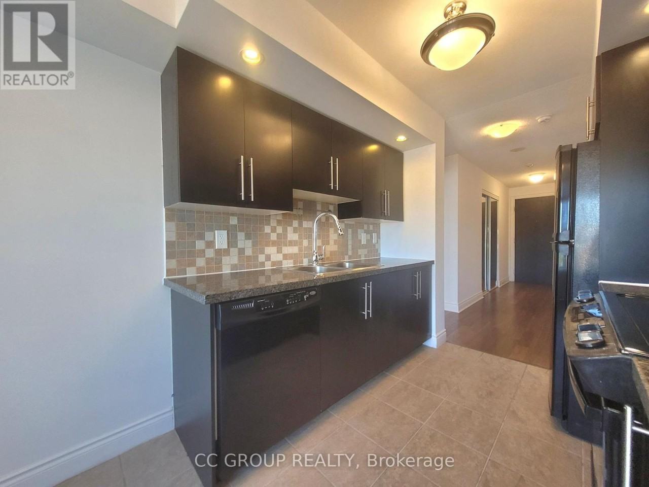 500 Doris Ave - Photo 2 of 20