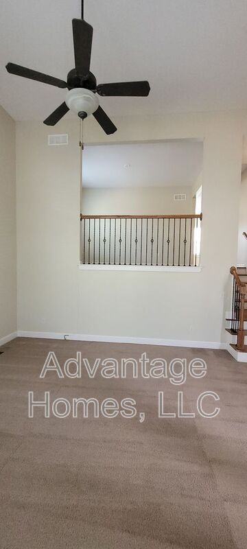 2915 Swift Ave - Photo 7 of 29
