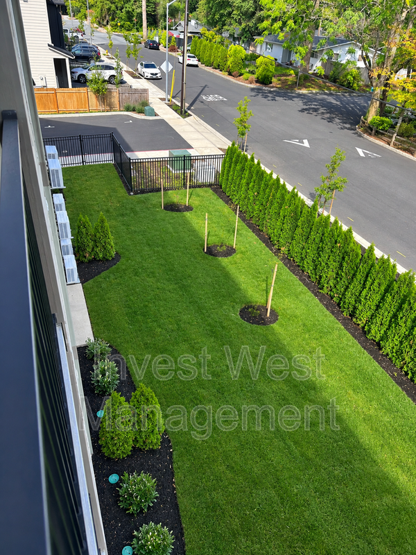 404 Neavenue #105 - Photo 2 of 21