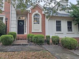 featured image of 7413 Hamilton Run Dr