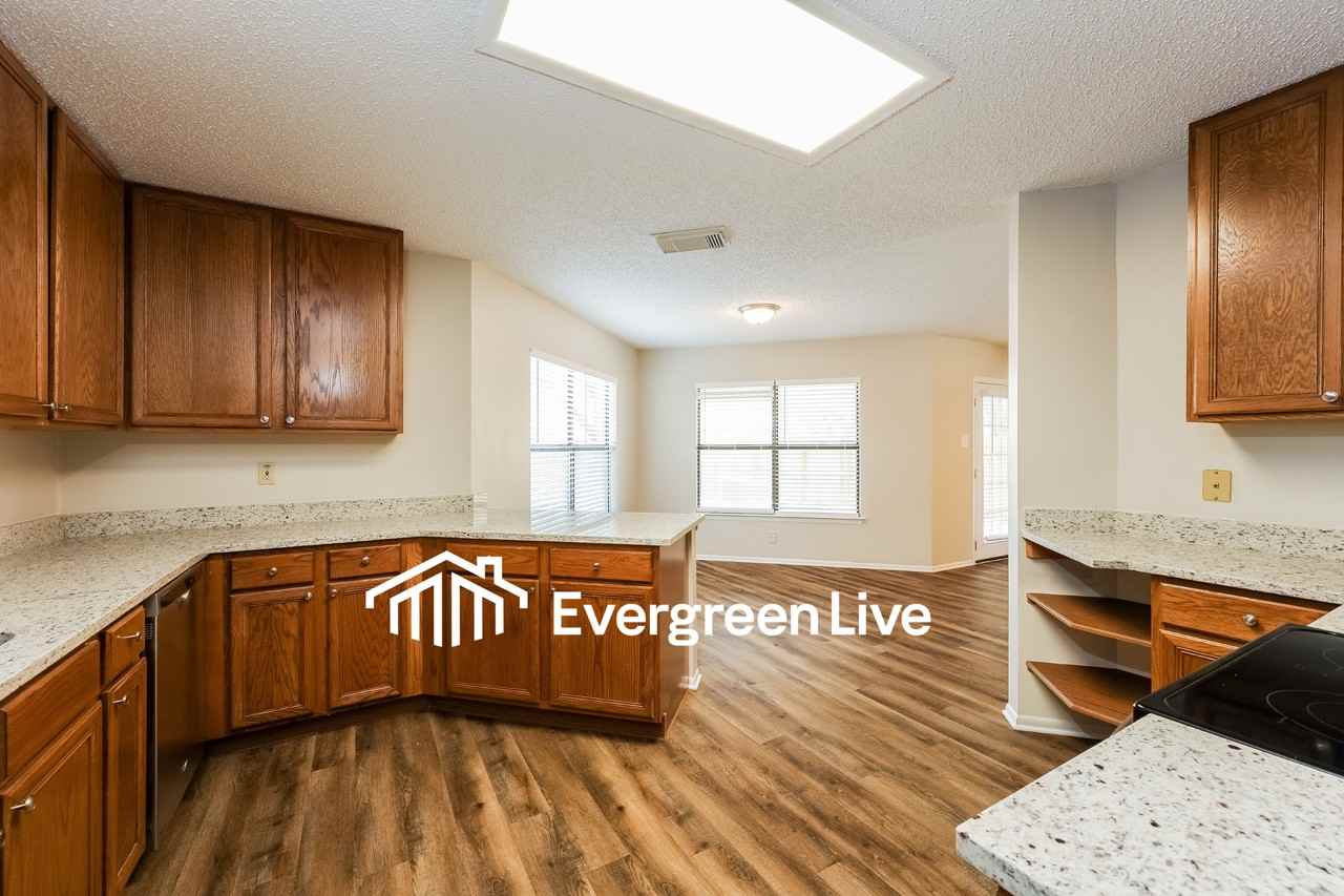 7710 Rimhurst - Photo 6 of 14