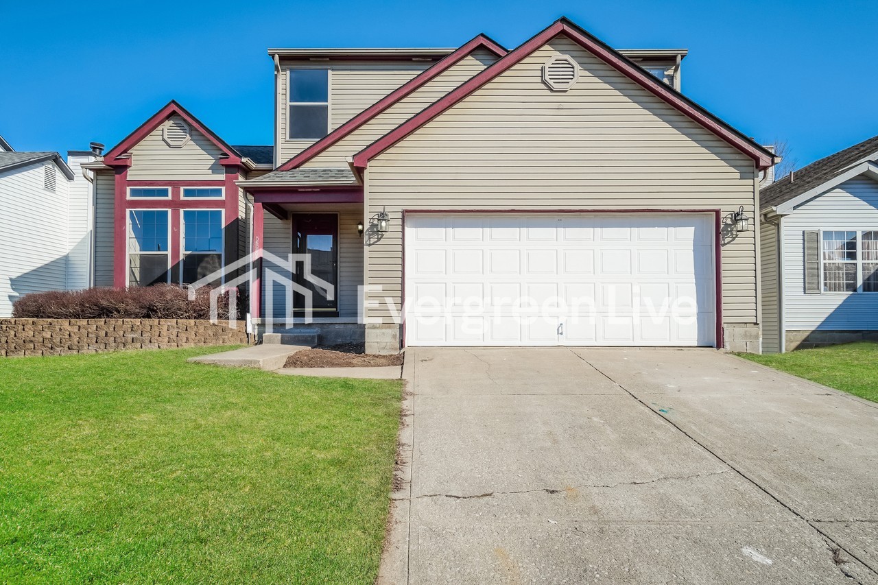 5382 Mendon Ct - Photo 2 of 15