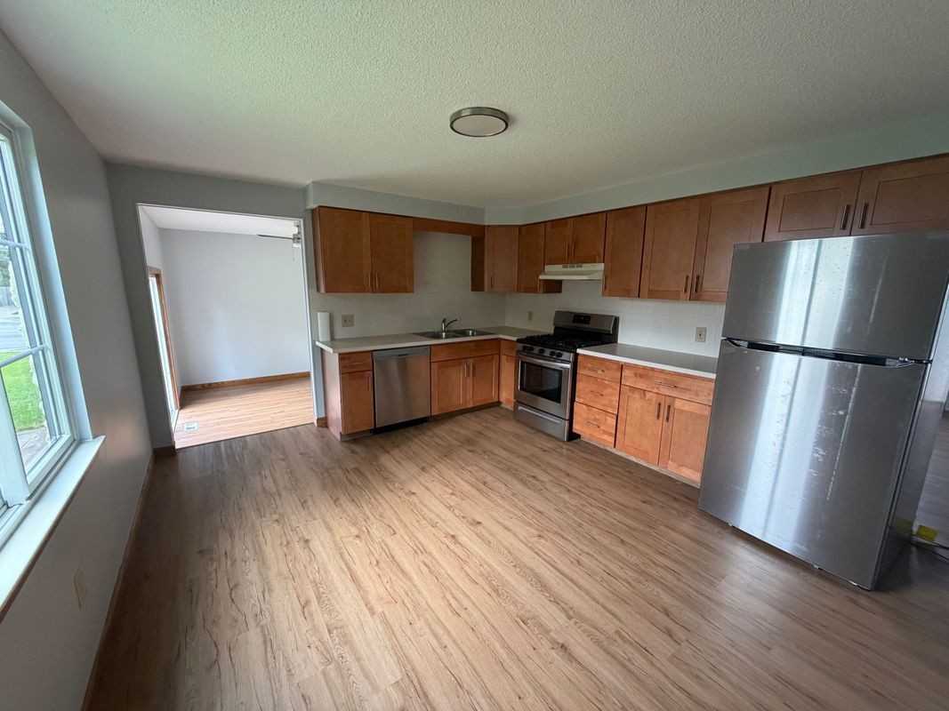 4 Lordan Dr - Photo 5 of 22