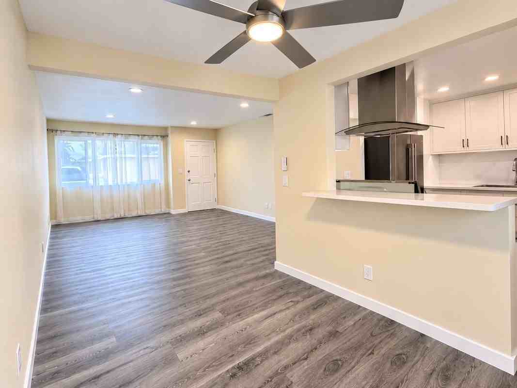 3813 1/2 W 111th Pl - Photo 5 of 16